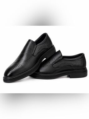 Brand NewMen's Black Slip-On Brogue-Detail Dress Loafers